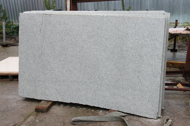 Slabs granite sawing Mansurovsky in the thickness 30  =>Following