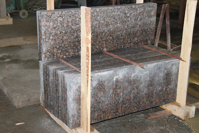 Ready steps thermoprocessed, granite Baltic Brown.  =>Following