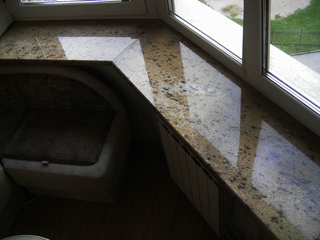 Compensation bow window sill of granite Atlantic Cream, polished texture  =>Following