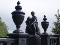 Мемориалы, памятники, постаменты, городская скульптура из гранита по производителя по выгодным ценам